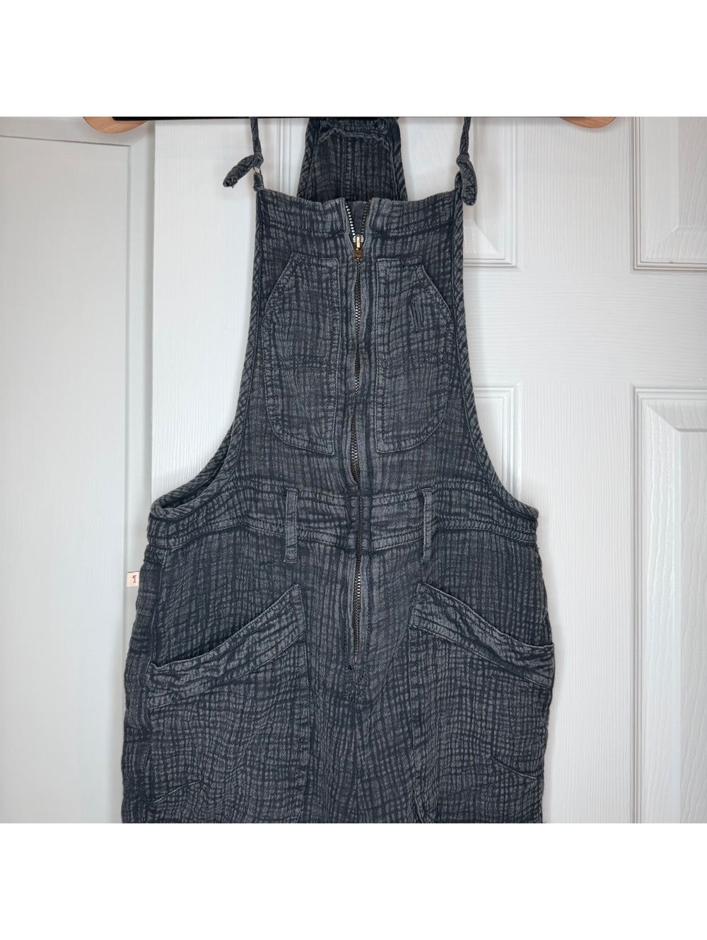 Anthropologie Pilcro Guaze Painters Overall Pants Faded Black Womens Sz 24 - Picture 2 of 8